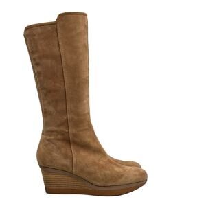 Tsubo Kynlee Wedge Tall Riding Boot SZ 7.5 Womens Mink Brown Suede Knee High Zip